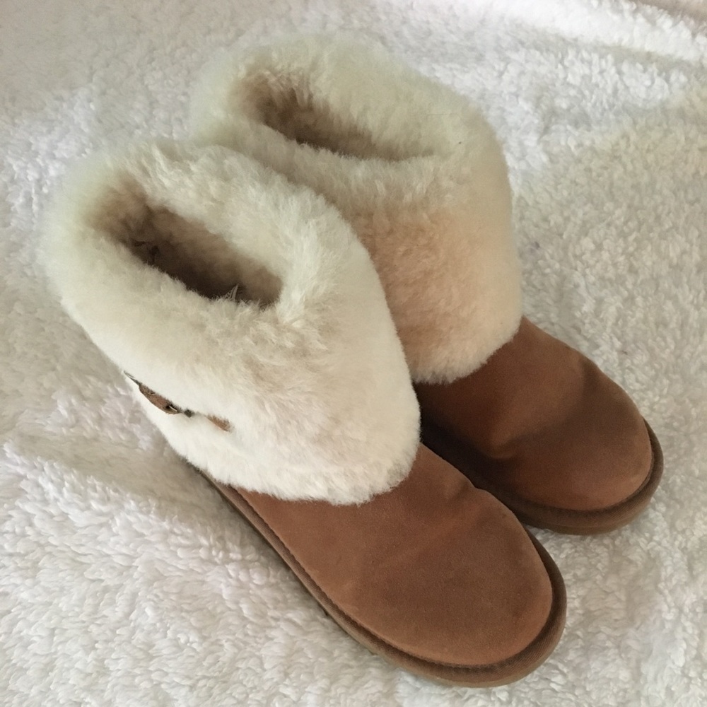 Authentic ugg boots size 7!!!
